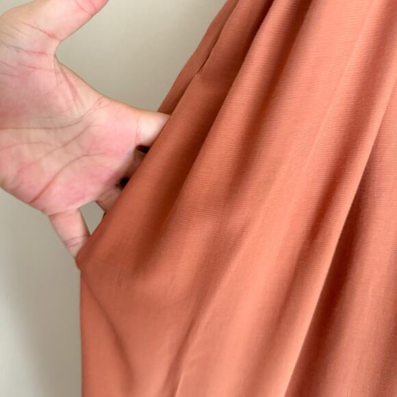 Flawless Brown Shirred Criss Cross Maxi Dress - Medium - Picture 4 of 9